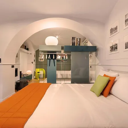Lata Rana Colosseum Luxury Loft * Рим