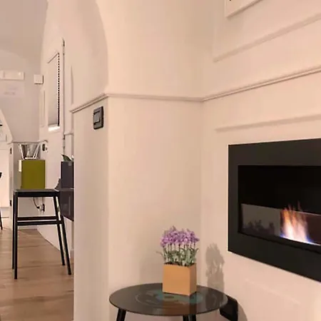 Apartment Lata Rana Colosseum Luxury Loft