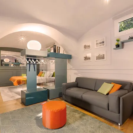 Apartment Lata Rana Colosseum Luxury Loft Rome