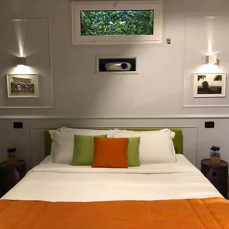 Lata Rana Colosseum Luxury Loft Rome