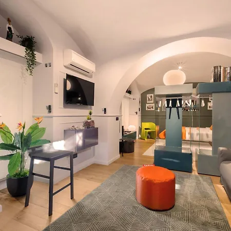 Apartment Lata Rana Colosseum Luxury Loft Rome